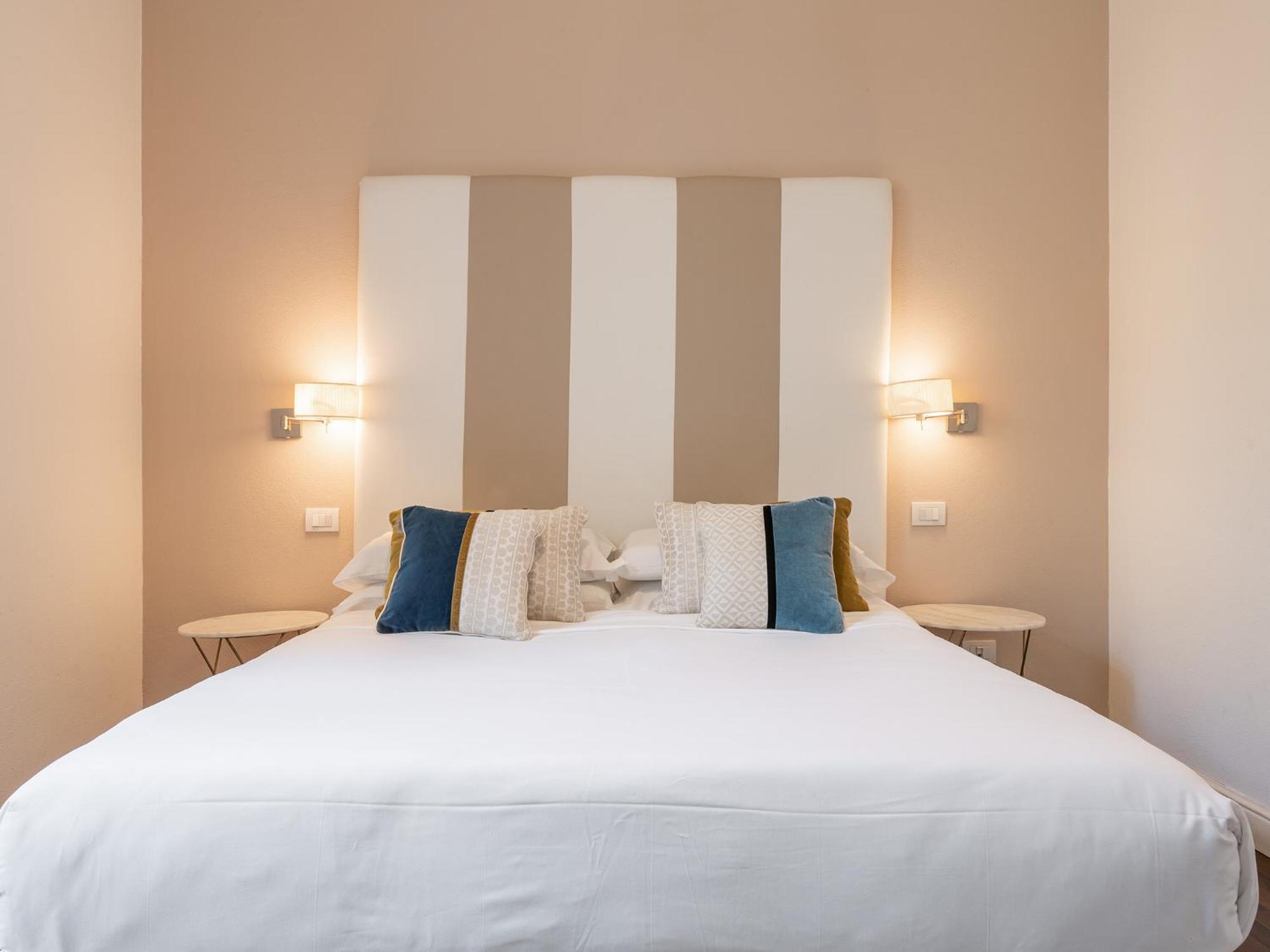 Pley Cagliari Boutique Rooms Екстериор снимка